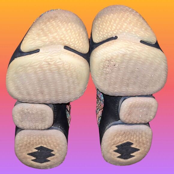 YOUTH NIKE Lebron 15 Multi Color Fabric Basketball High Tops Size 8 - Picture 4 of 7